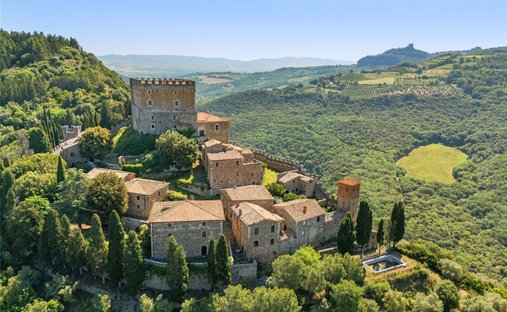 Chateau in Castiglione d'Orcia, Tuscany, Italy 1