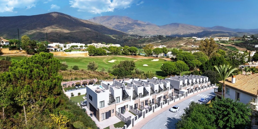 Townhouse in Mijas, Andalusia, Spain 3 - 18082977