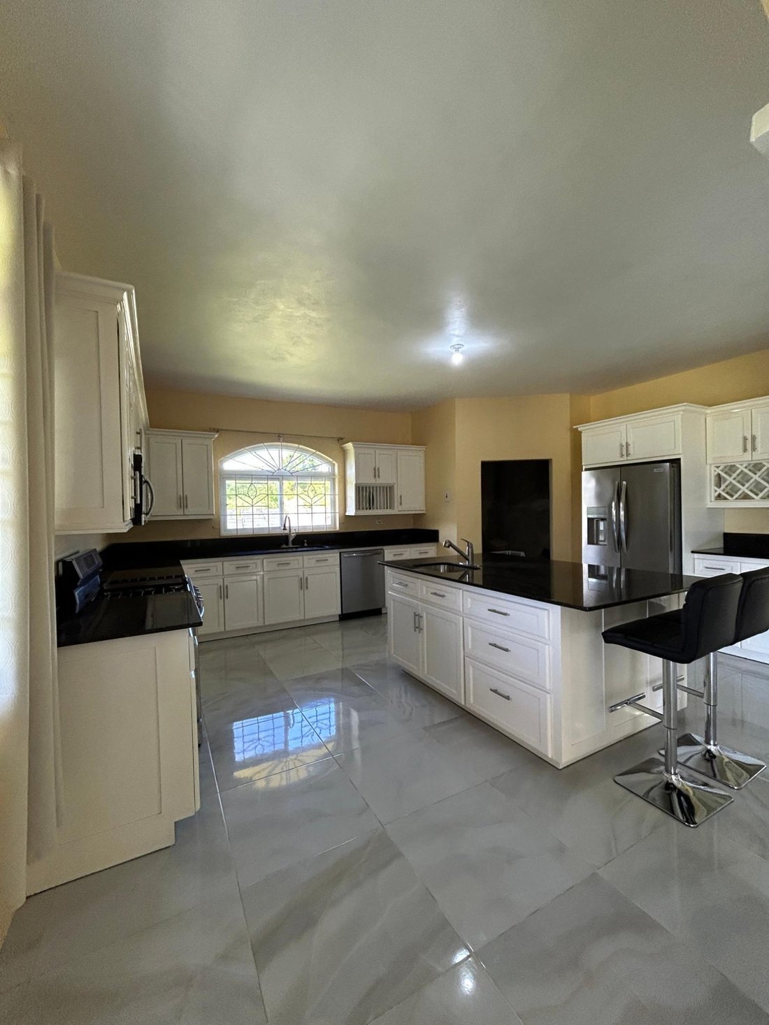 House in Montego Bay, Jamaica 3 - 18084060