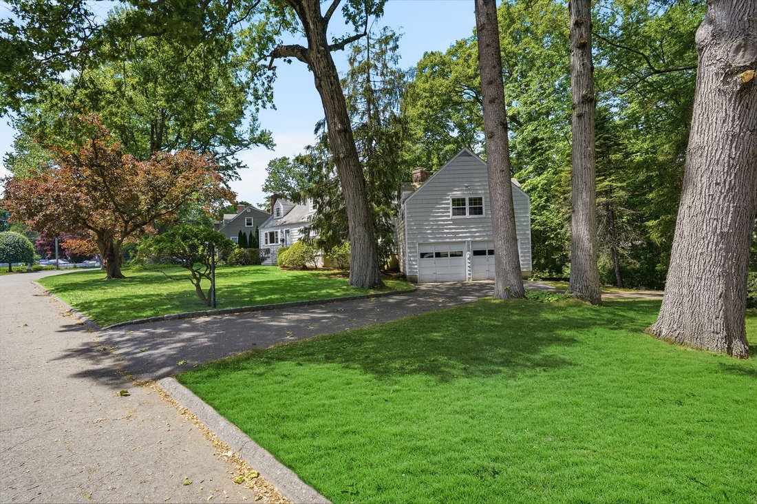 House in Stamford, Connecticut, United States 3 - 18084058