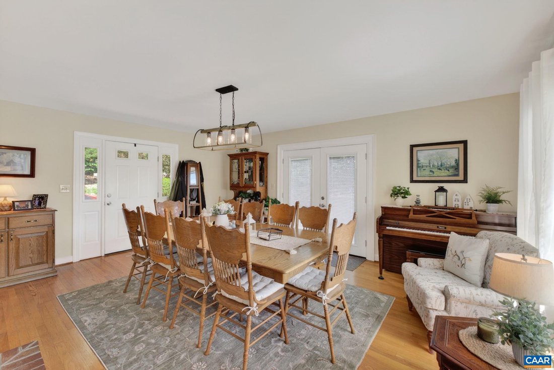 House in Charlottesville, Virginia, United States 3 - 18084715