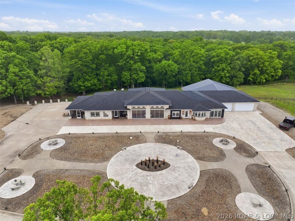 House in Eldon, Missouri, United States 1 - 18084435