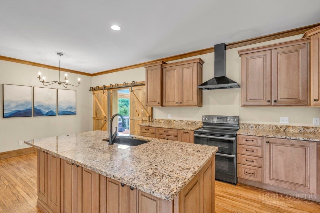 House in Cove Creek, North Carolina, United States 2 - 18084457