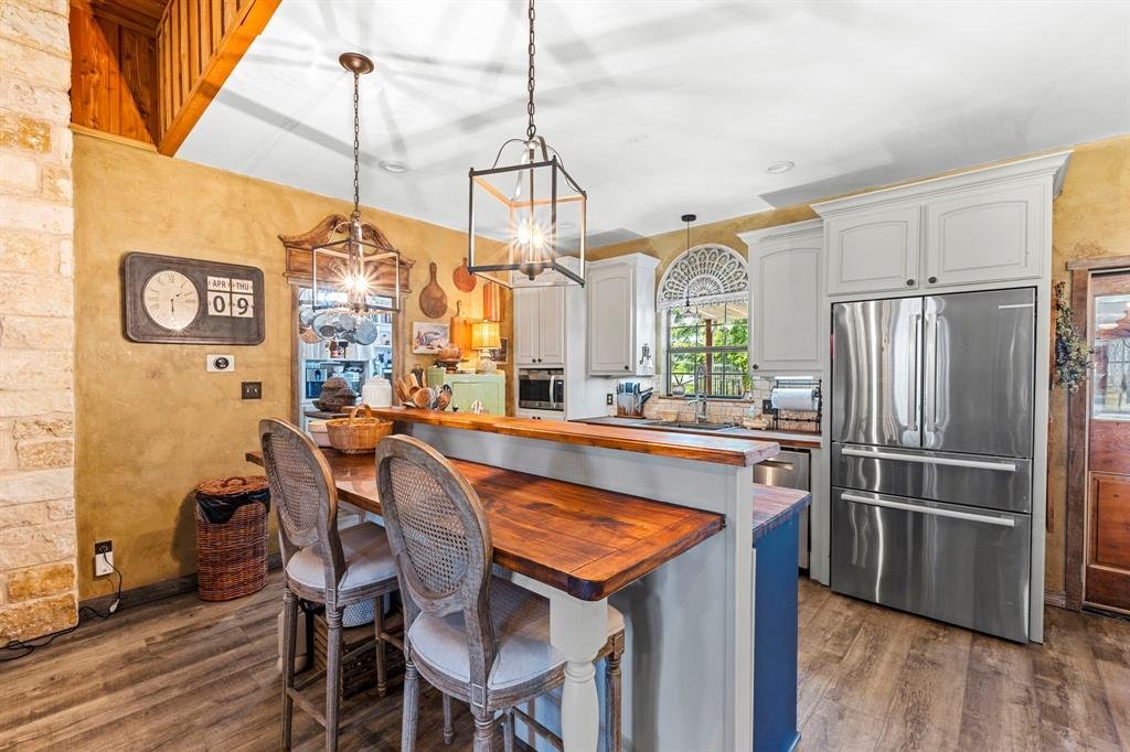 House in Crawford, Texas, United States 5 - 18053872
