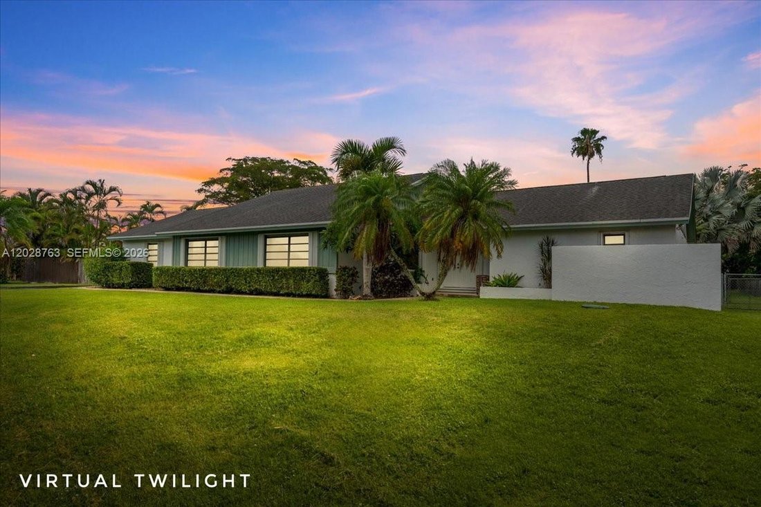 House in Homestead, Florida, United States 1 - 18081136