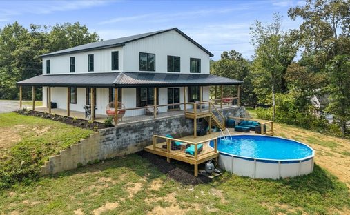 House in Decatur, Tennessee, United States 1