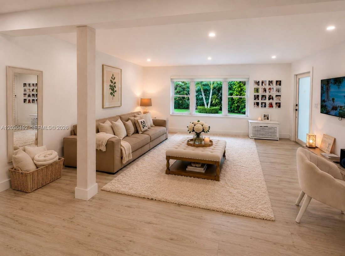House in North Miami Beach, Florida, United States 1 - 18074954