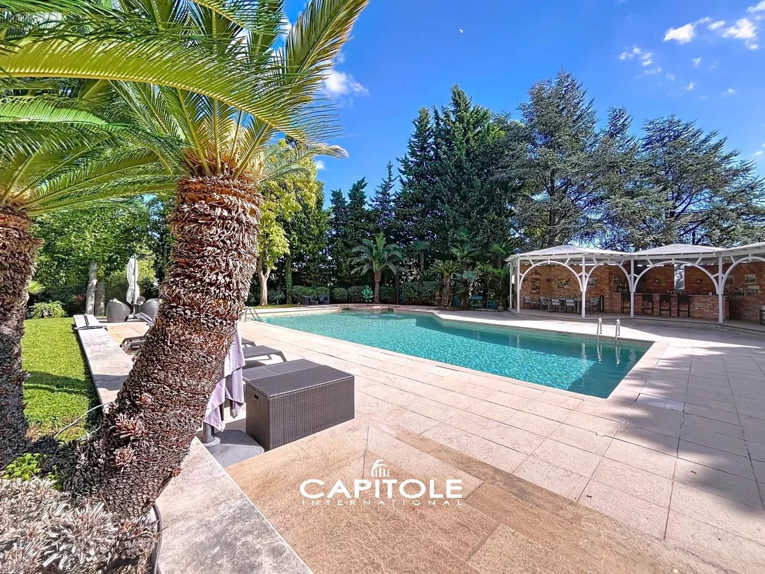 Maison à Les Cougoulins-Rastines, Antibes, France 5 - 18084829