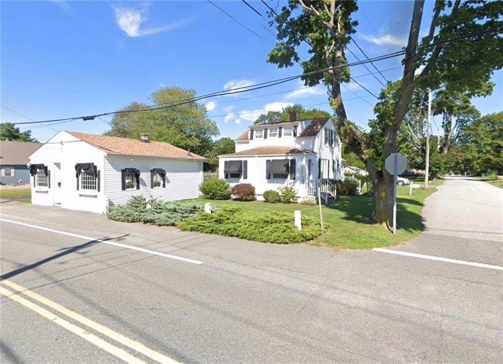 House in Barrington, Rhode Island, United States 1 - 18083710