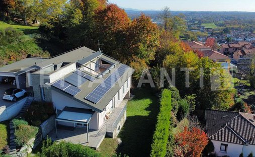Villa a Oltrona di San Mamette, Lombardia, Italia 1