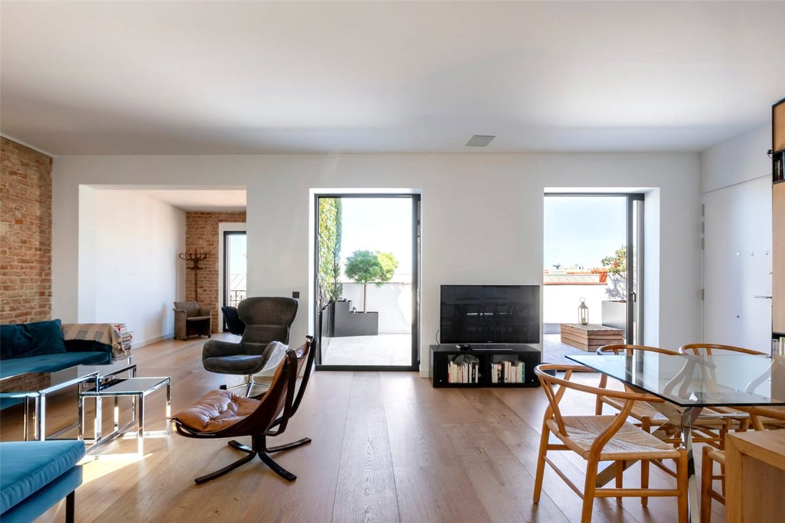Penthouse in Centro, Madrid, Spain 2 - 18082569