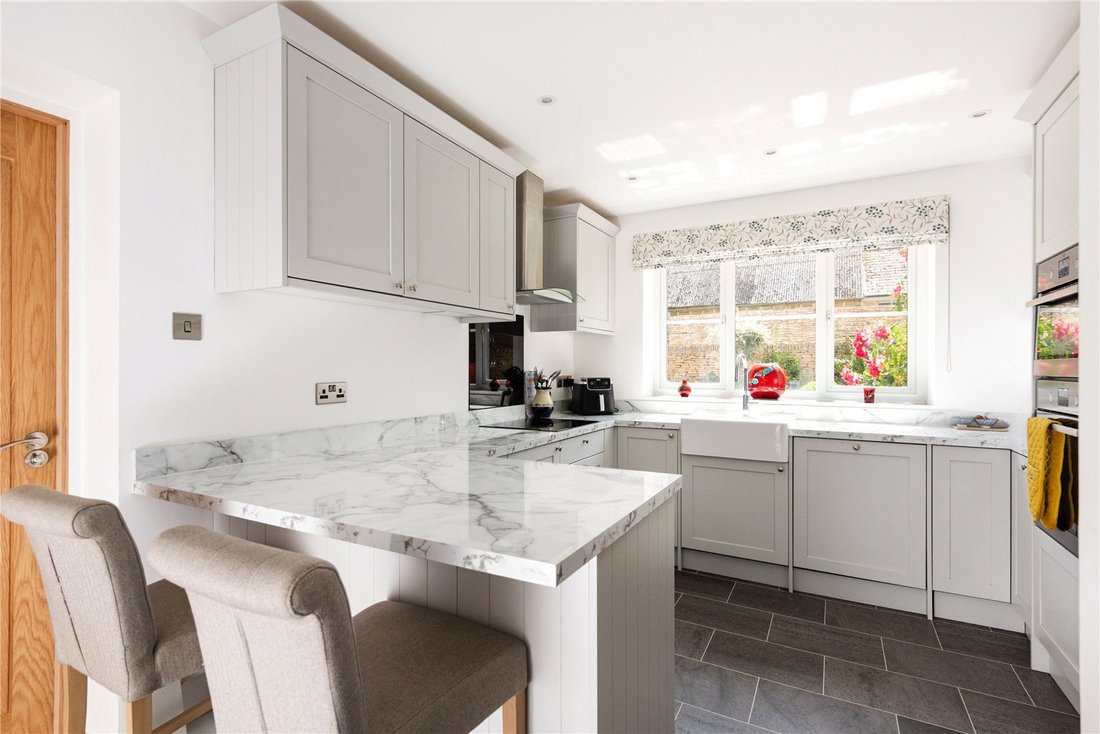 House in South Newington, England 3 - 18081021