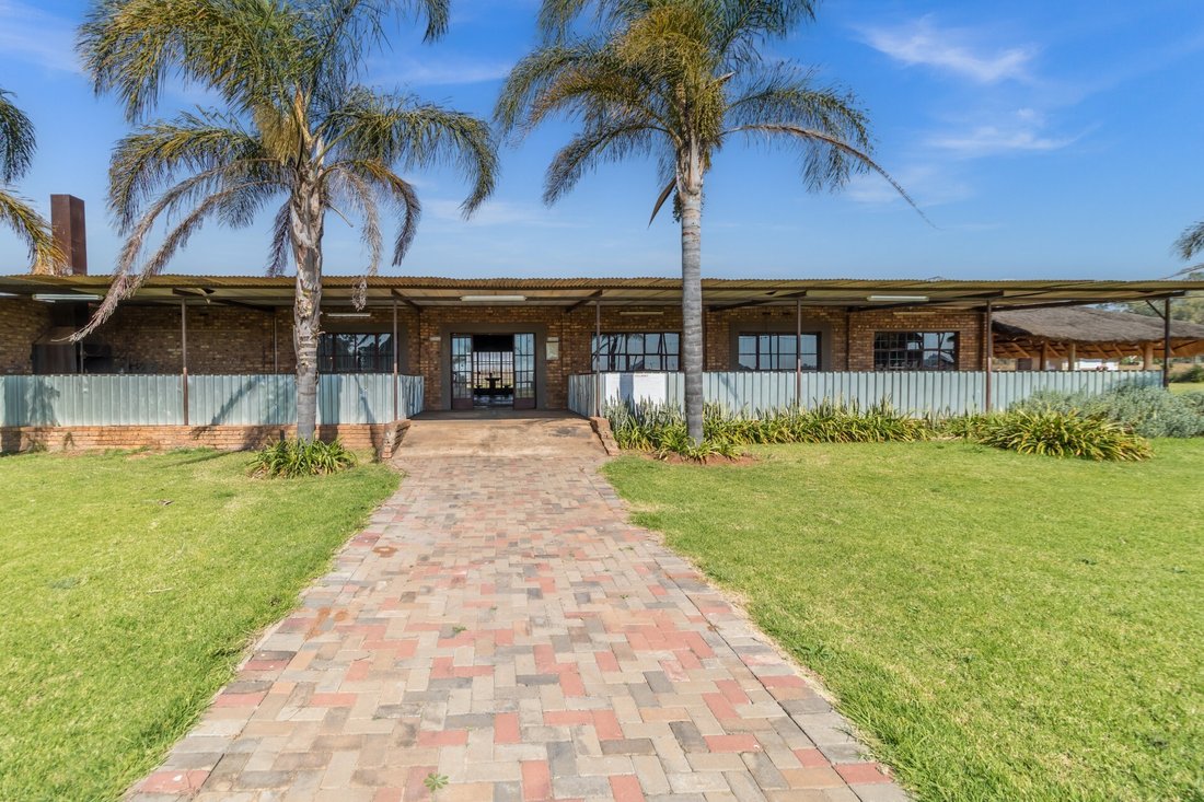 Farm Ranch in Rayton, Gauteng, South Africa 2 - 18086603