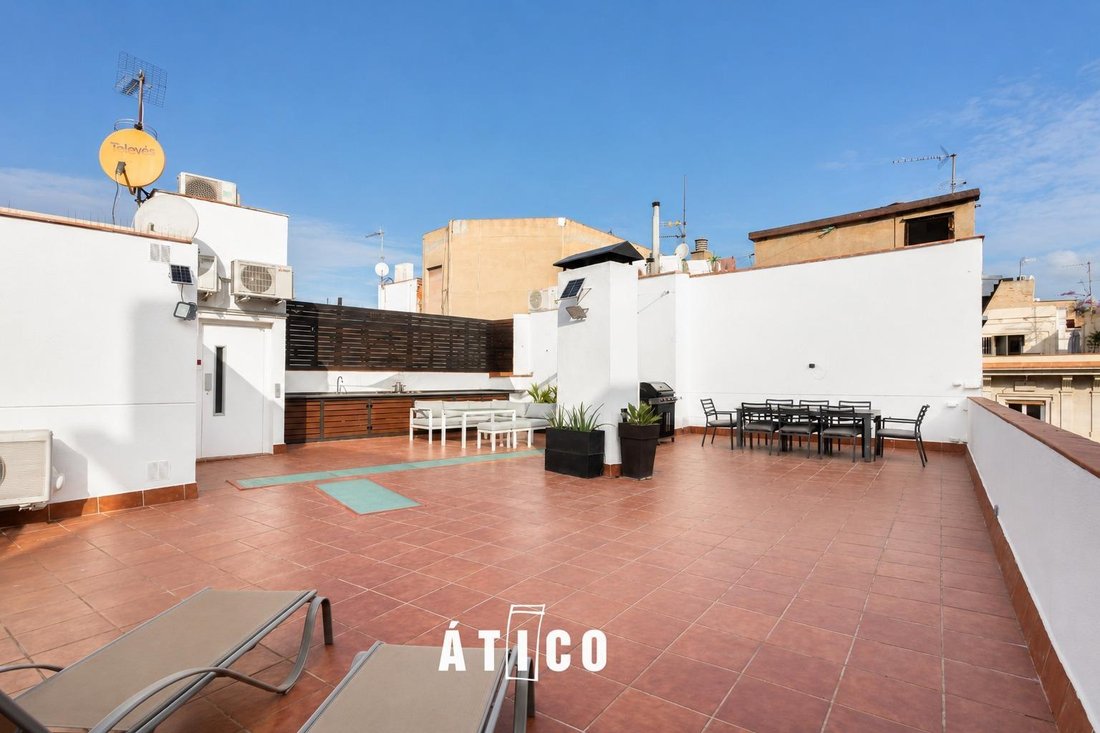 Penthouse in Ciutat Vella, Barcelona, Spain 2 - 15192369