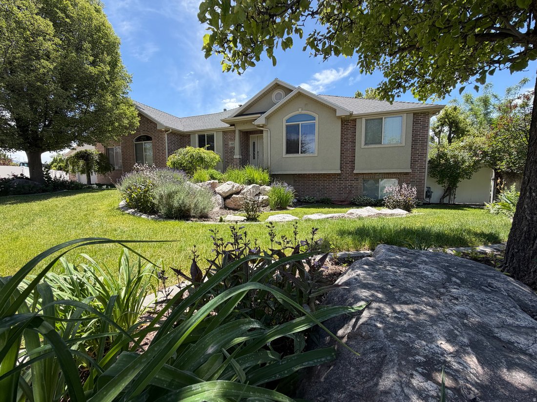 House in Syracuse, Utah, United States 2 - 18084637