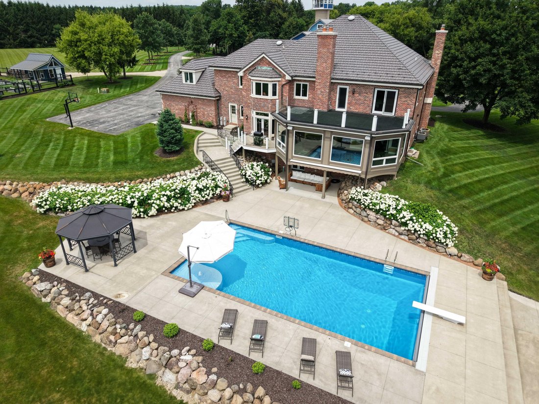 House in Slinger, Wisconsin, United States 1 - 18082596