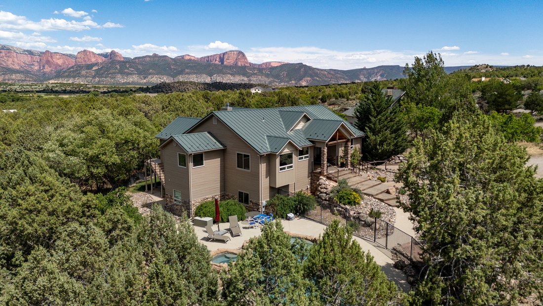 House in New Harmony, Utah, United States 1 - 18084647