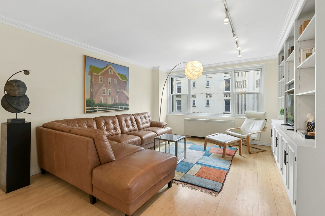 Co Op in New York, New York, United States 1 - 18074872