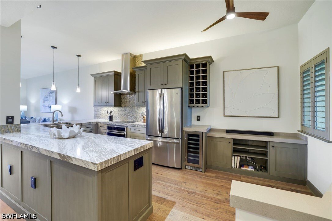 Condo in Naples, Florida, United States 2 - 18081656