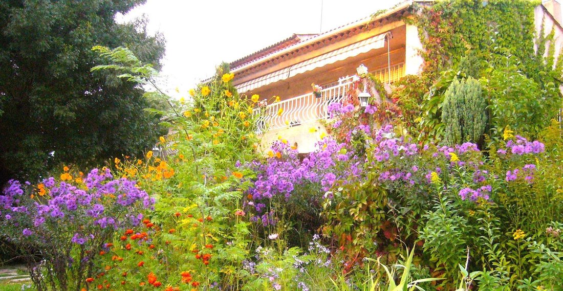 House in Granettes-Jauberte-Sainte Anne, Aix-en-Provence, France 2 - 18083161