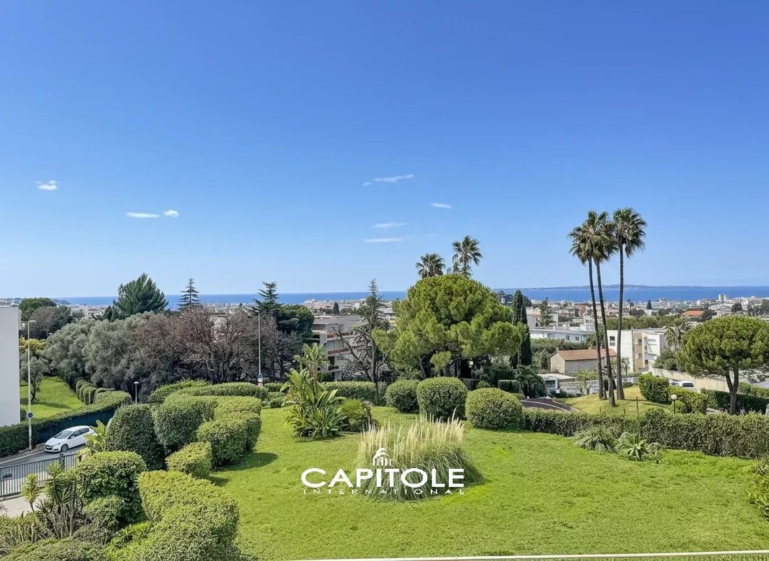 Apartment in Antibes, Provence-Alpes-Côte d'Azur, France 1 - 18084703