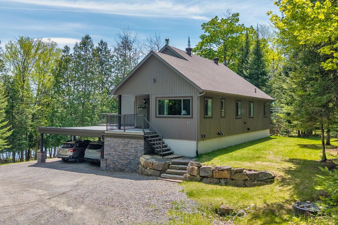 Villa in Rivière-Rouge, Quebec, Canada 2 - 16970709