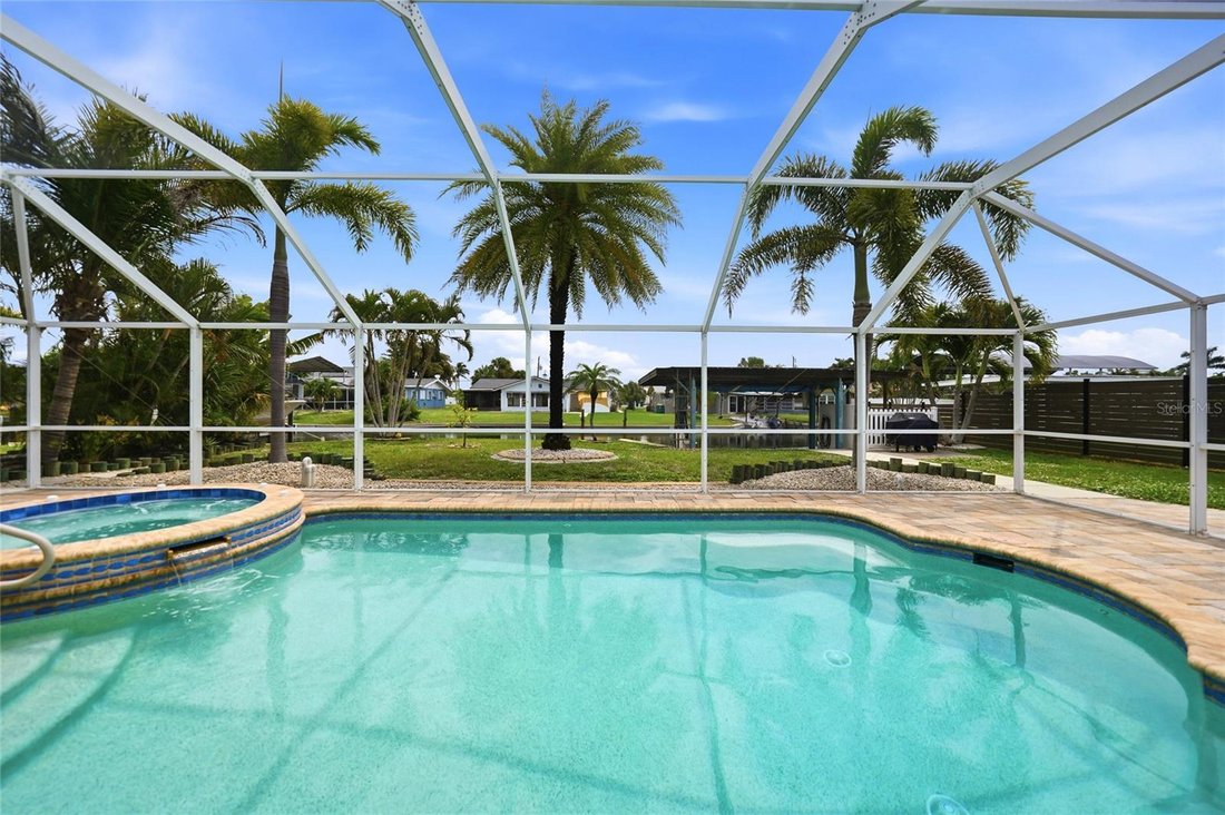 House in Englewood, Florida, United States 4 - 18081080