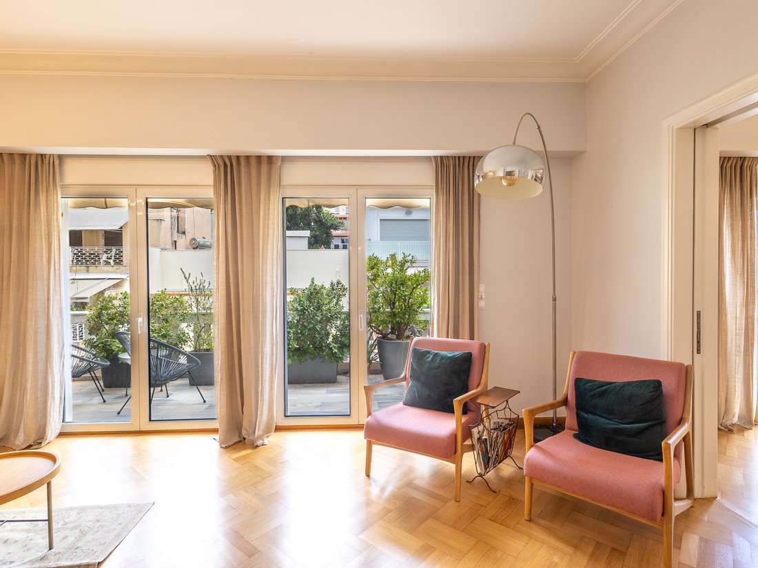 Apartment in Sunoikia Kolonakiou, 1st District of Athens, Athens 3 - 14963043