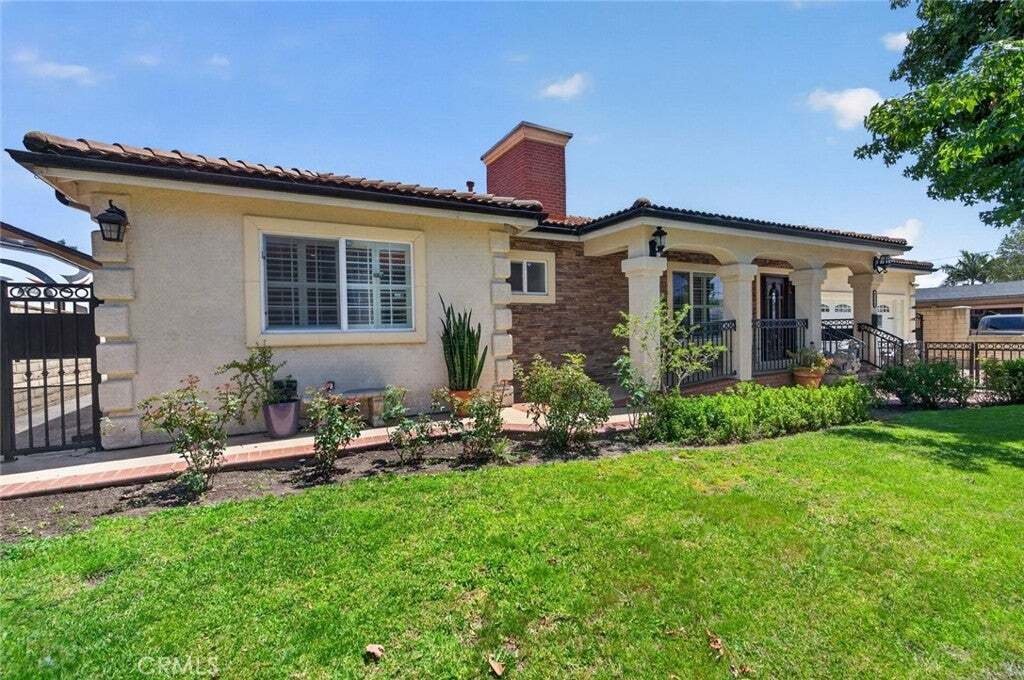 House in Downey, California, United States 5 - 18083711