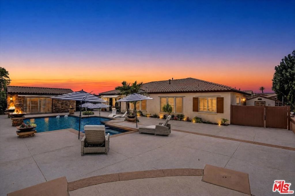 House in Rancho Cucamonga, California, United States 5 - 18086856