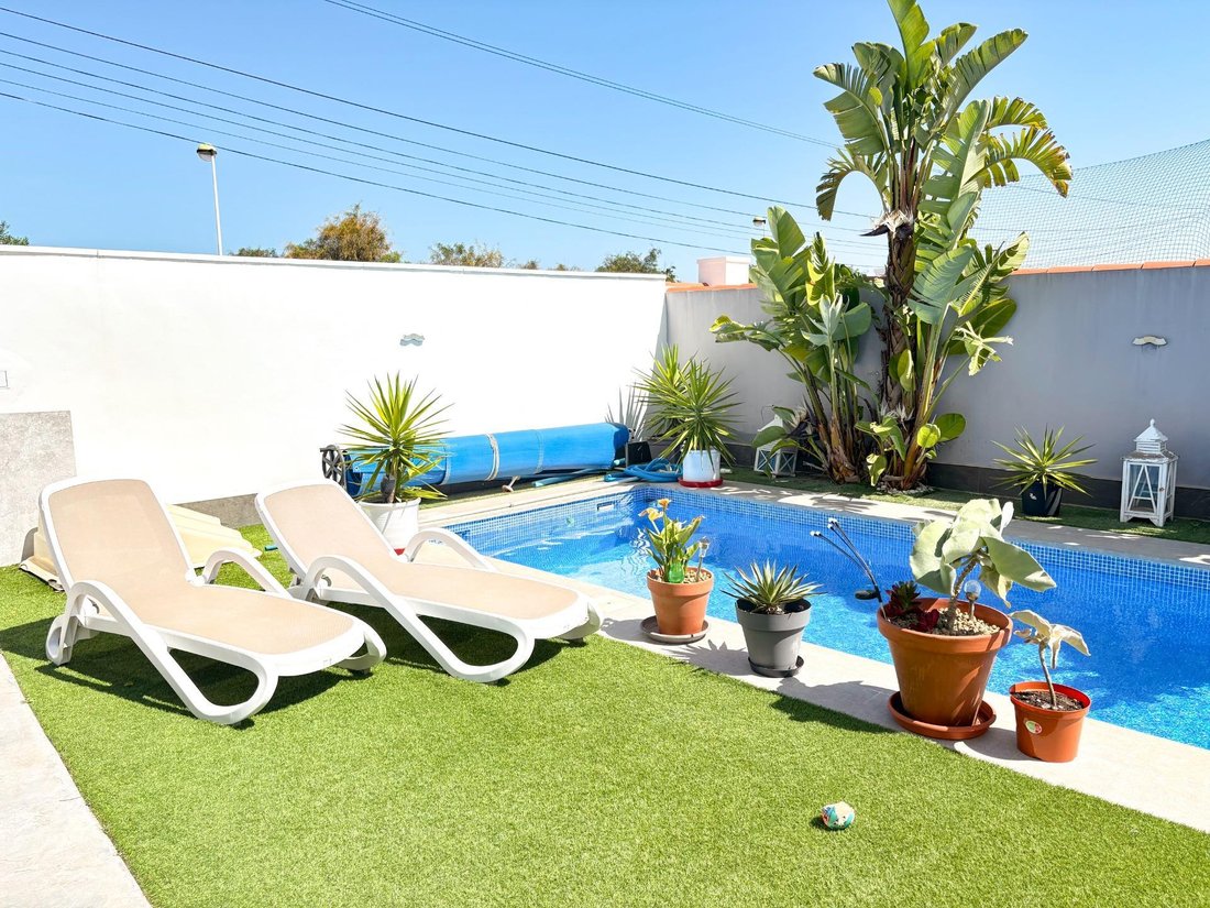 Villa in Torrevieja, Valencian Community, Spain 4 - 18087330