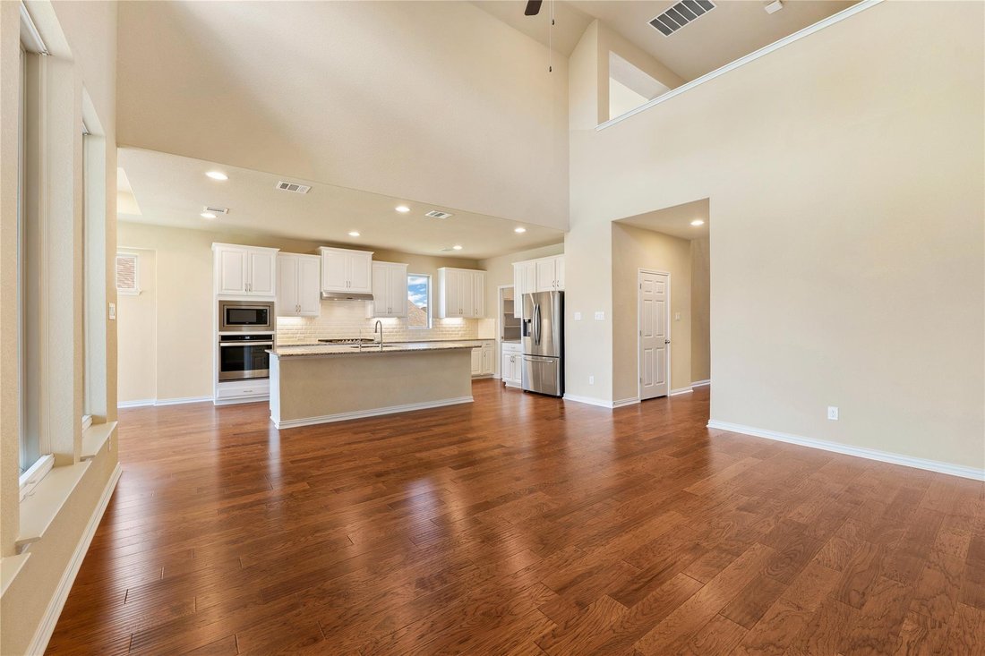 House in Georgetown, Texas, United States 5 - 18085164