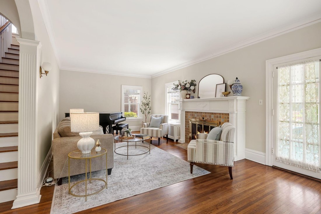 House in Minneapolis, Minnesota, United States 4 - 18086014