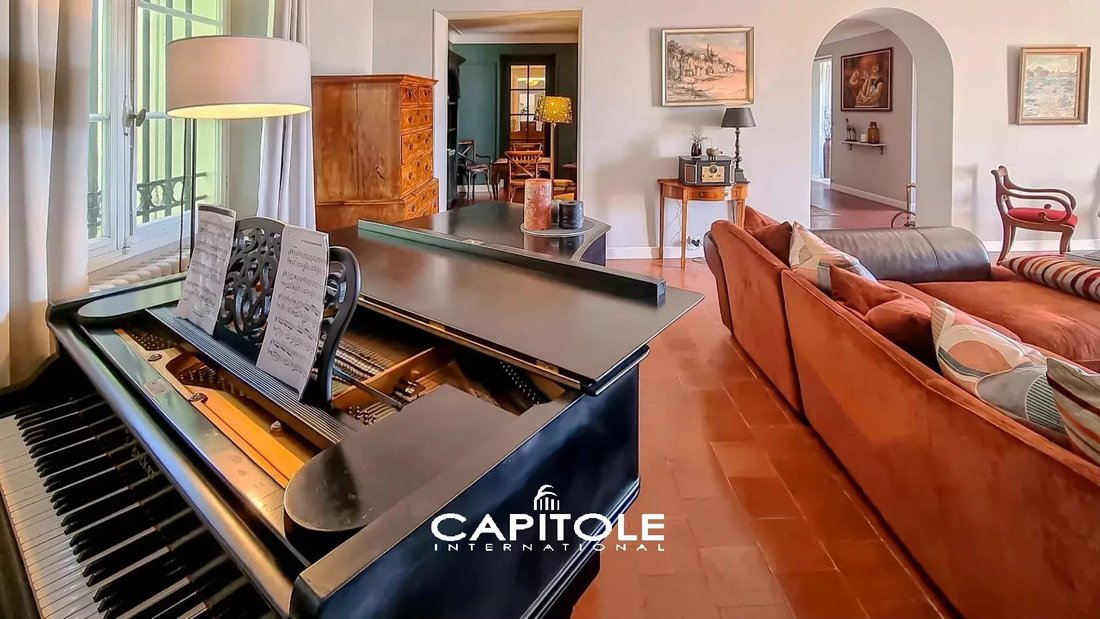 Villa in Cannes, Provence-Alpes-Côte d'Azur, France 3 - 18088613