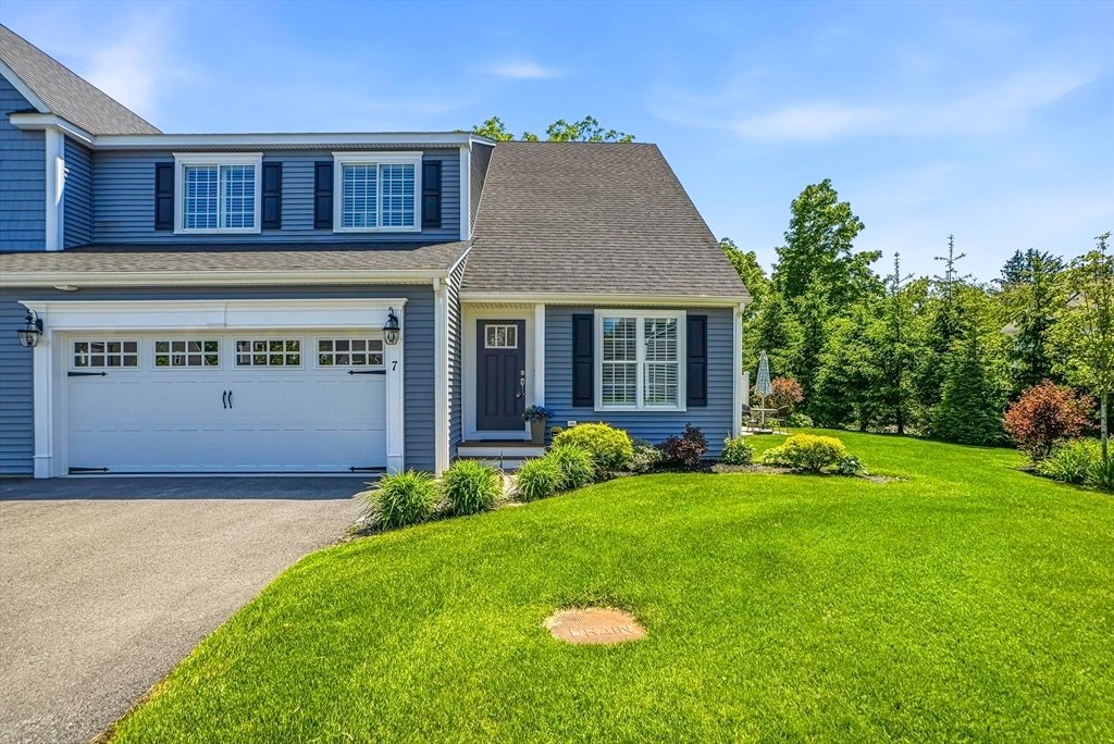 Condo in Southborough, Massachusetts, United States 1 - 18082504