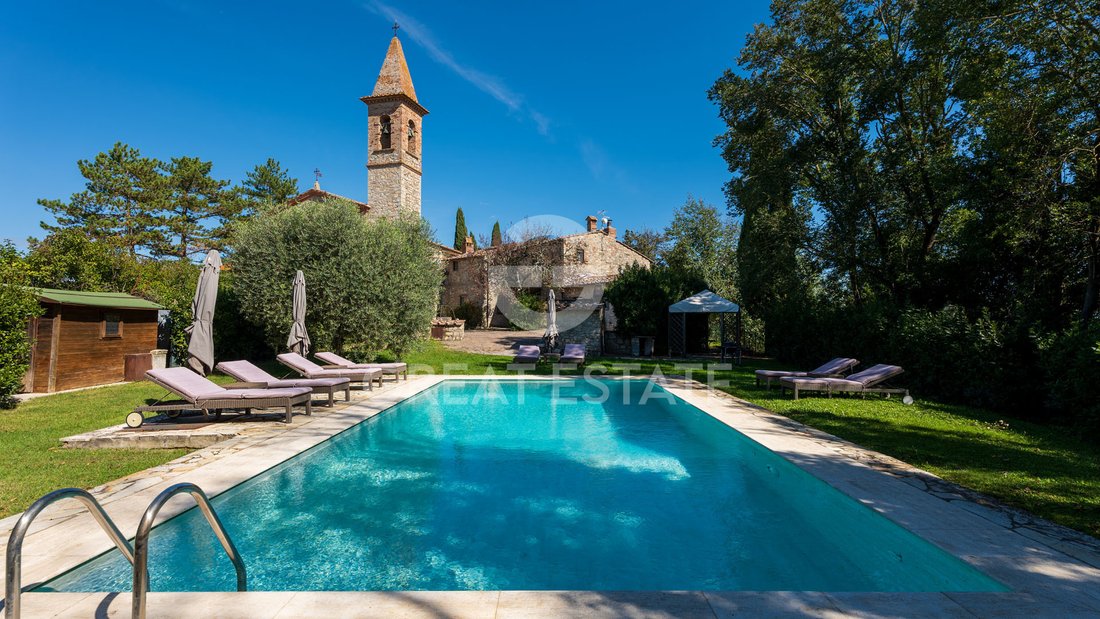 Estate in Castellina in Chianti, Tuscany, Italy 4 - 18087276