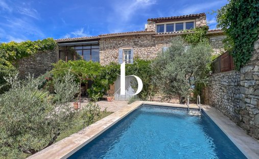 House in Goudargues, Occitania, France 1