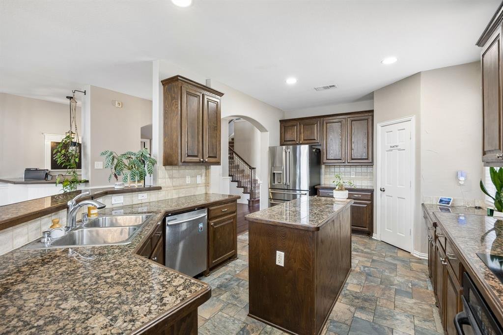 House in Lantana, Texas, United States 4 - 18082067