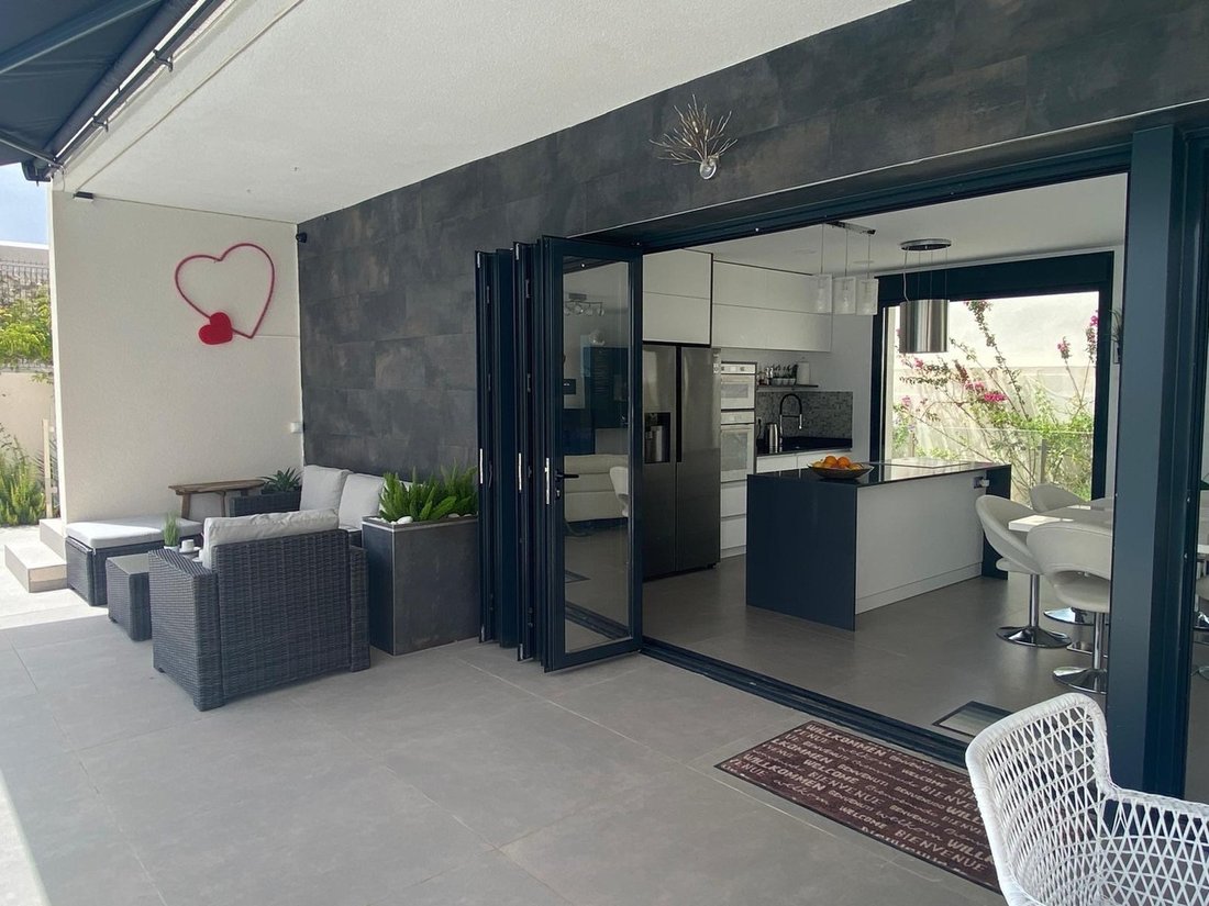 Villa in Alicante, Valencian Community, Spain 1 - 18084559