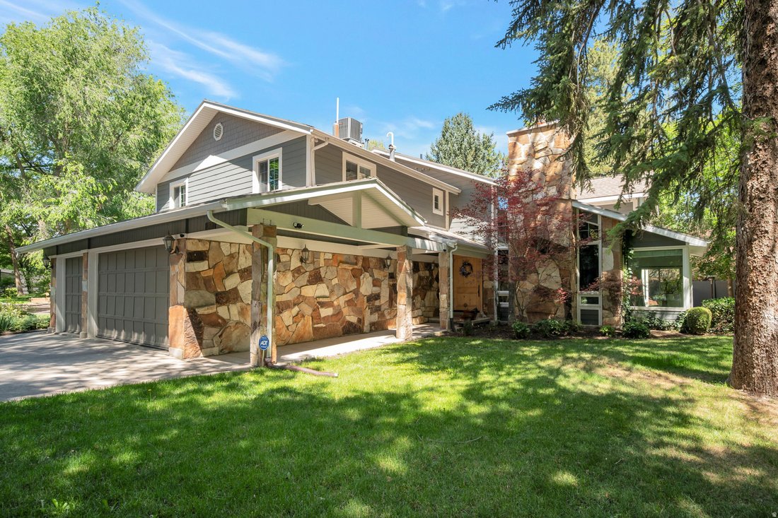 House in Holladay, Utah, United States 2 - 18088686