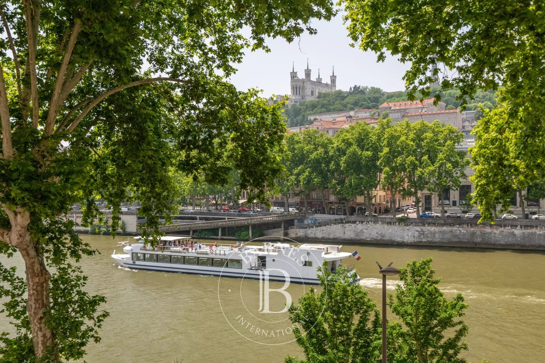 Apartment in Vieux Lyon, Lyon 5e Arrondissement, Lyon 4 - 18087436