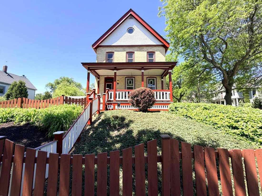 House in Milwaukee, Wisconsin, United States 1 - 18086392