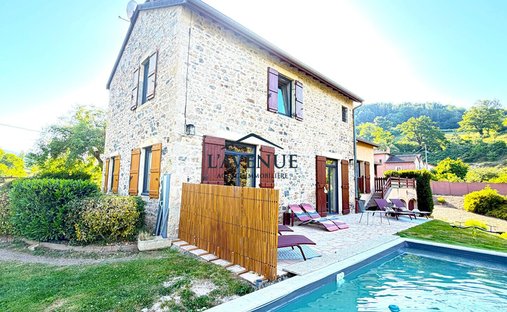 House in Trambly, Bourgogne – Franche-Comté, France 1