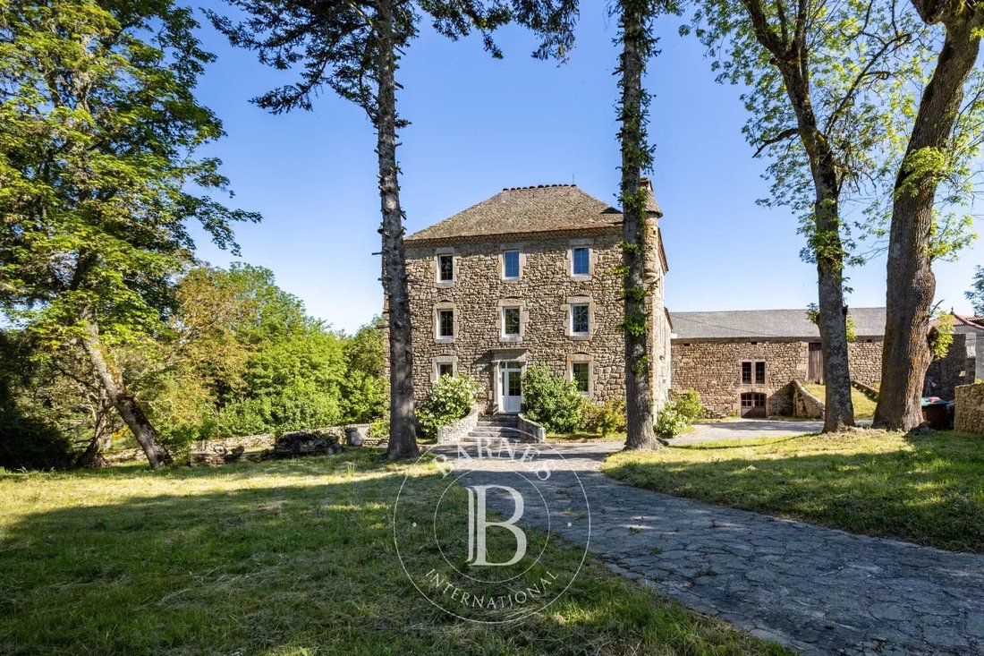 Estate in Langogne, Occitania, France 1 - 17780135