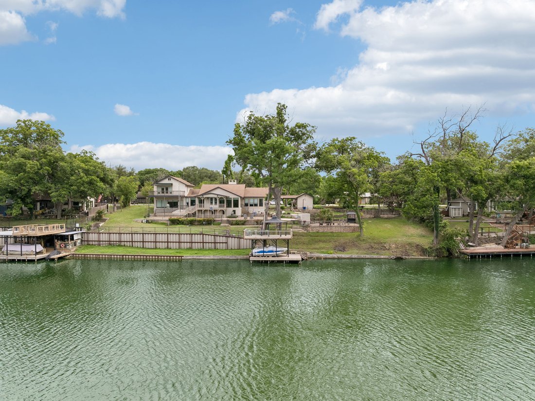 House in Seguin, Texas, United States 4 - 18086069