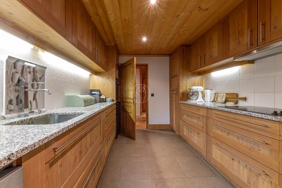 Apartment in Megève, Auvergne-Rhône-Alpes, France 2 - 18084778