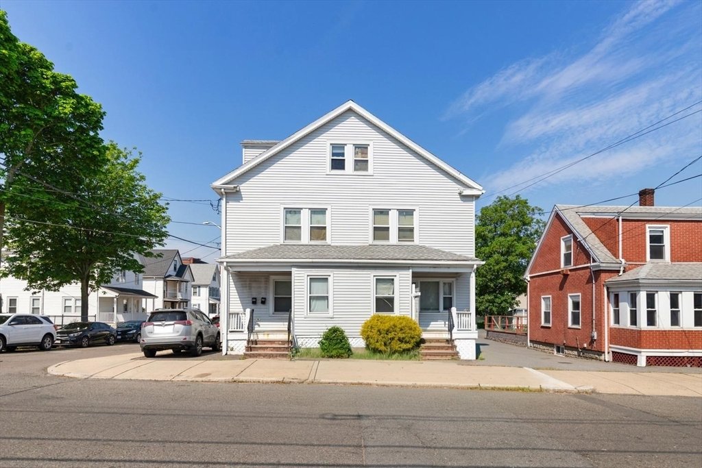 Malden, Massachusetts, United States 1 - 18087163