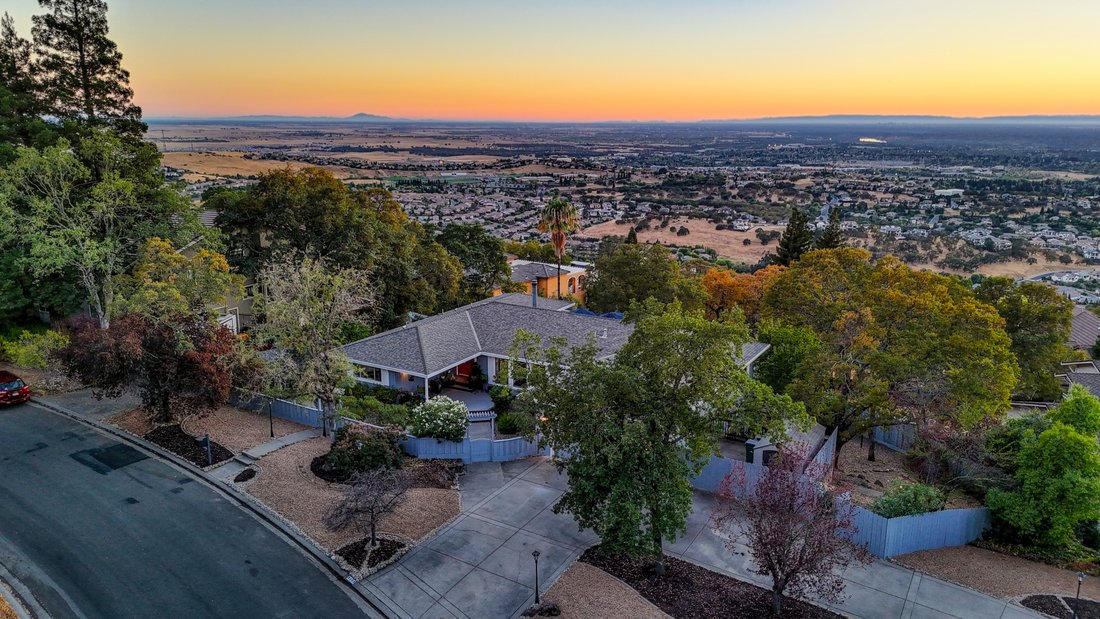 House in El Dorado Hills, California, United States 2 - 18083079