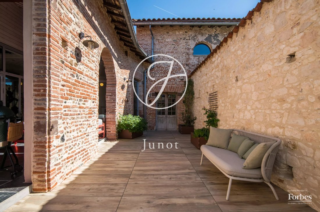 Townhouse in Grand Centre, Albi, France 1 - 18081161