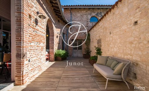 Townhouse in Grand Centre, Albi, France 1